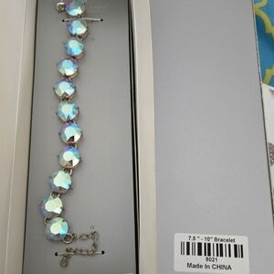 Elegant Silver Bracelet with Iridescent Stones